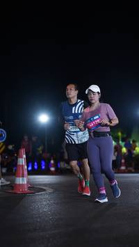 BIB: 4500, 46128
                            <button type="button" onclick="openModal(23139477)" class="btn btn-primary btn-sm float-right btn-popup" data-toggle="modal" data-target=".modal-high-quality">
                        <i class="fas fa-shopping-cart"></i> Add to Cart
                    </button>
                                            <button type="button" onclick="isThisMe(23139477, true)" class="btn btn-success btn-sm float-right btn-popup btn-isme hidden" data-toggle="tooltip" data-placement="bottom" title="นี่คือรูปของคุณใช่ไหม คลิกที่นี่เพื่อเอาเข้าอัลบั้ม">
                        <i class="fas fa-plus"></i> Add to album
                    </button>
                    <button type="button" onclick="isThisMe(23139477, false)" class="btn btn-warning btn-sm float-right btn-popup btn-isnotme hidden">
                        <i class="fas fa-ban"></i> Remove from album
                    </button>